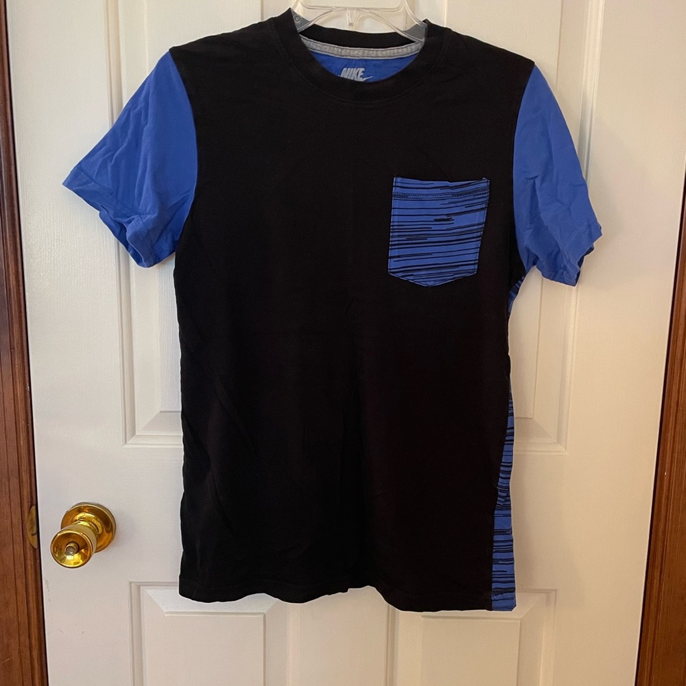 Nike Slim Fit T-Shirt